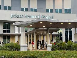 « la semaine dernière, 10 % de nos patients avaient la variante colombienne. Covid Variant That Originated In Colombia Has Been Detected In Miami Accounting For 10 Of Cases Baba Ki Vani