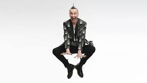 Arturo brachetti was born on october 13, 1957 in turin, piedmont, italy. Arturo Brachetti Torna In Solo Tutte Le Date Del Suo One Man Show Spettacolo Eu