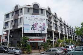 Kolej komuniti) system in malaysia provides a wide range of technical and vocational education training (tvet) courses. Bangunan Kolej Komuniti Kuala Terengganu Flickr