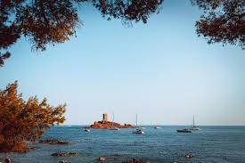 This is the default welcome page used to test the correct operation of the apache2 server after installation on debian systems. Plage A 200 Metres Vue Mer Et Esterel Renove Saint Raphael Aktualisierte Preise Fur 2021