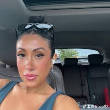 Brunch spots with good music in Greenville?