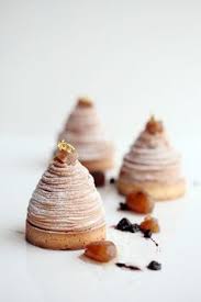Mont Blanc Pate Sucree Avec Mousse Aux Noisettes Et Confiture De Cassis En Anglais Desserts French Desserts Fancy Desserts