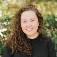 Jennifer Crisp's Instagram, Twitter & Facebook