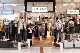 Style italy gaat helemaal voor de italiaanse modestijl in de heren kleding voor iedere dag. Made In Italy Intimo In Europa Center Berlin