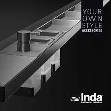 In foto accessori bagno inda della linea mito nella finitura raffinata nickel spazzolato. Cataloghi