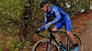 Toute réclamation devra être adressée par écrit par l'intermédiaire des comités dans un délai de 15 jours après le championnat à l'adresse suivante Cyclo Cross Boulzicourt Donne Le Coup D Envoi De La Saison Dimanche