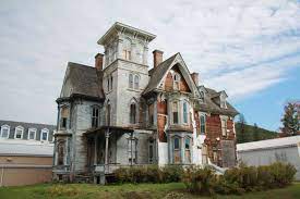 Old Hickory Tavern Coudersport Pa Fallen In To Disrepair Formerly Residence Of F W Knox Abandoned Houses Abandoned Places Abandoned Farm Houses