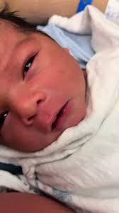 Amor Incondicional por Mi Bebé Precioso