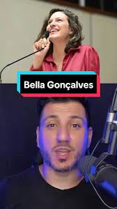 Deputada Bella Gonçalves do PSOL leva escolta policial para o pagode!  #direita #direitaconservadora #direitabrasil #belohorizonte #contagemmg