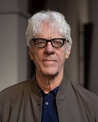 Uno de líos violinistas clásicos de tallan internacional más queridos y  destacados en el ambiente clásico es sin duda, Adrian Justus. Tuve la gran  fortuna de retratarlo en uno de sus conciertos