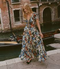 The Chicest Clothing and Accessories You Need This Fall, according to The  Retailitys Lust List — The Retaility