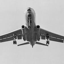 Картинки по запросу упал самолет сегодня в москве Flot Okazalsya Obezglavlennym 40 Let Nazad Razbilsya Samolet S Komandirami Tihookeanskogo Flota Sssr Kak Admiralov Pogubil Bagazh Sledstvie I Sud Silovye Struktury Lenta Ru