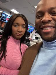 Me: “Hey Liz! We're both wearing turtlenecks