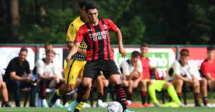 Ac milan sui social media Tzkrfzqmxukt6m