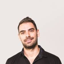 Peter Sagi's Instagram, Twitter & Facebook