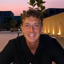 Cody Button (@cody_button) • Instagram photos and videos