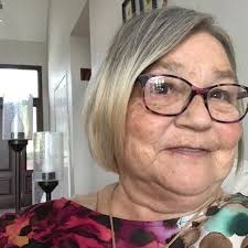 동서양을 막론하고 아줌마들 호피무늬 진짜 좋아하는구나 ㅎ