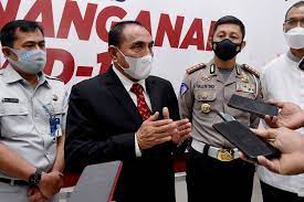 Nah, berikut ini cara membayar pajak kendaraan bermotor menggunakan samsat online. Warga Sumut Bayar Pajak Kendaraan Lebih Mudah Dengan E Mobile Samsat Halaman All Kompas Com