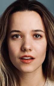 Джулія МакДермотт