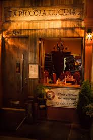 כדי לעזור לך להתמצא ברחבי פורט וושינגטון, הנה שם העסק וכתובתו בשפה המקומית. La Piccola Ny Italian Food Restaurant