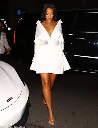 Rihanna Flashes Sideboob In A Revealing White Dress Rihanna Outfits White Dress Rihanna Style