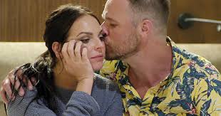 Love Is Blind Stars Danielle Ruhl And Nick Thompson Are In Couples  Counseling After The Show; Say They Are Working On Their Communication