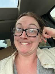 Melissa Spangler's Instagram, Twitter & Facebook