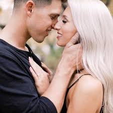 Gus Weber and Bailey Brinkley's Wedding Registry