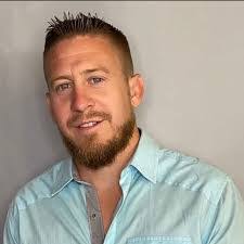 Chris Mullins's Instagram, Twitter & Facebook