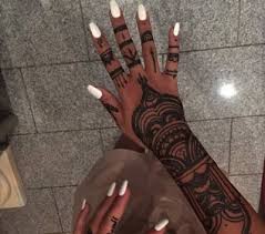 It is great for the summer and safe for water and the warm months, while the beautiful burgundy color also accessorizes the warm color schemes in the cold months and looks amazing peaking out of a chunky. Aesthetic Henna Designs Tumblr Largest Wallpaper Portal