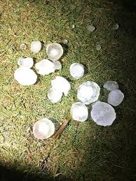 กลุ่มฝนก่อตัวขึ้นใจกลางกรุงเทพฯ ชุ่มฉ่ำตอนเที่ยงวัน คนกรุงตื่นตาตื่นใจ ลูกเห็บ ตกในบางพื้นที่ ก้อนเล็กๆ ก่อนละลายหายไป à¸žà¸²à¸¢ à¸¥ à¸à¹€à¸« à¸š à¸–à¸¥ à¸¡ 3 à¸­à¸³à¹€à¸ à¸­ à¸ˆ à¹€à¸Š à¸¢à¸‡à¸£à¸²à¸¢