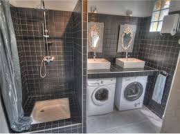 The first suggestion when it comes to small bathroom layouts is to build up, not out. Rakovina Nad Stiralkoy 009 650x484 Laundry Room Design In 2019 Laundry Bathroom Combo Laundry In Bathroom Small Bathroom