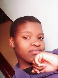 GUYS THIS MY NATURAL HAIR What can I use to make it grow and healthy??