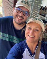 Os alunos da 2ª série do Ensino Médio realizaram a primeira etapa do  trabalho de campo na Trilha do Tatu, reserva ecológica da Universidade  Estadual de Goiás (UEG). A visita contou com