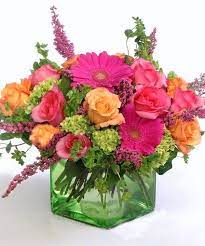 She Loved It Flower Delivery Rose Arrangements Fancy Flowers