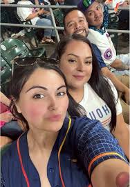 Daisy Nava (@daisynava12)