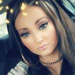 Cindy Younce's Instagram, Twitter & Facebook