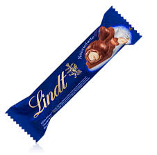Barre Lindt Aux Noisettes Entieres Chocolat Au Lait Chocolat Au Lait Chocolat Lindt Chocolat
