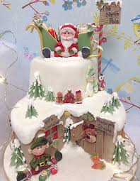 Www Karendaviescakes Co Uk Our Christmas Mould Range Allows You To Create Cute Fun Christmas Cake Designs Christmas Cake Decorations Christmas Themed Cake