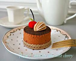 Mini Gateau Au Chocolat Avec Cerise En Feutrine Mini Gateau Au Chocolat Gateau Chocolat Jouets Nourriture
