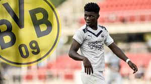Aurélien tchouaméni rating is 77. Bericht Borussia Dortmund Mit Interesse An Frankreich Talent Aurelien Tchouameni Sportbuzzer De
