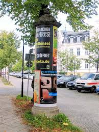 File Rostock Litfasssaeule Gerhart Hauptmann Strasse 2011 09 10 Jpg Gerhart Hauptmann Rostock