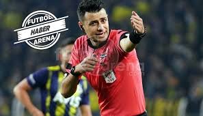 Sadece ofsayt çizgisi olsa yine iyi, sahadaki bütün çizgiler yamuk *. Fenerbahce Nin Ilk Golu Ofsayt Mi Canli Yayinda Cizgi Niye Yok