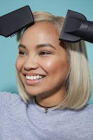 Removing the nozzle will cause the hair shaft to fatten up and since the hair cuticle is expanding.we are adding volume and texture! Tutorial How To Blow Dry Short Hair Without A Fuss