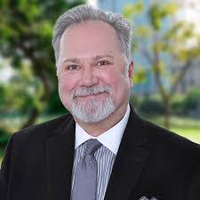 Tara Dees's Instagram, Twitter & Facebook