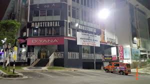 Salam sayang, buat ape tu.dah ready nak raya dah ke.kikiki. Malam Di Bangi Sentral