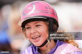 29 Photos & High Res Pictures