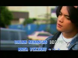 Inikah cinta pandangan yang pertama. Bumiputra Rockers Aku Hanya Serangga Chord Gitar Kord Melayu Malay Guitar Chords Archive