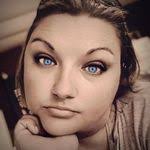 Amanda Crager's Instagram, Twitter & Facebook