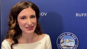 Geraldine Good's Instagram, Twitter & Facebook